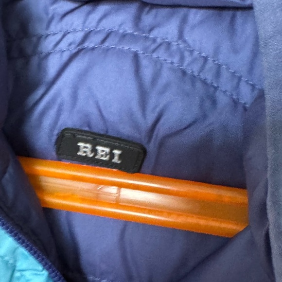 Reversible teal blue REI puffer vest size 8 - Picture 2 of 6